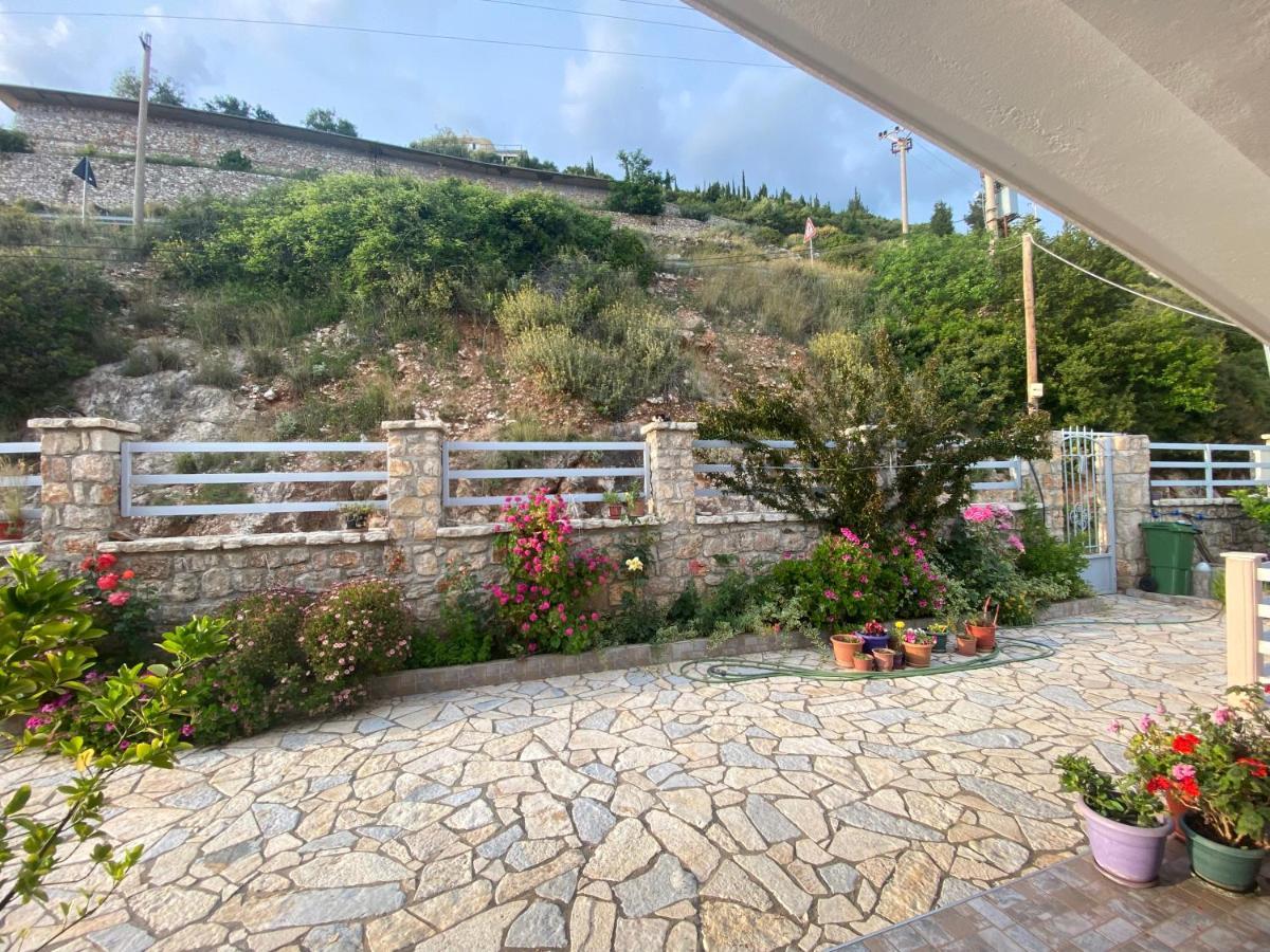 Vila Aleks Vuno Exterior photo